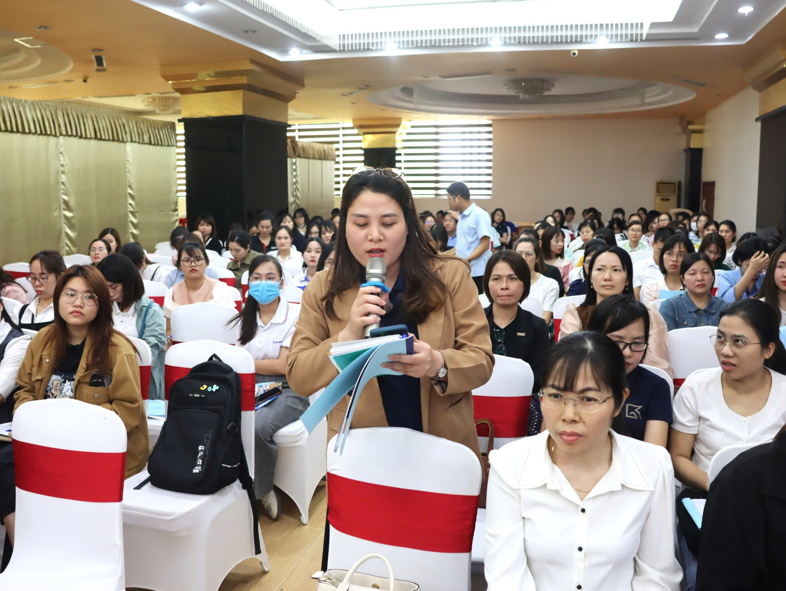 Ảnh đại biểu Hỏi.jpg